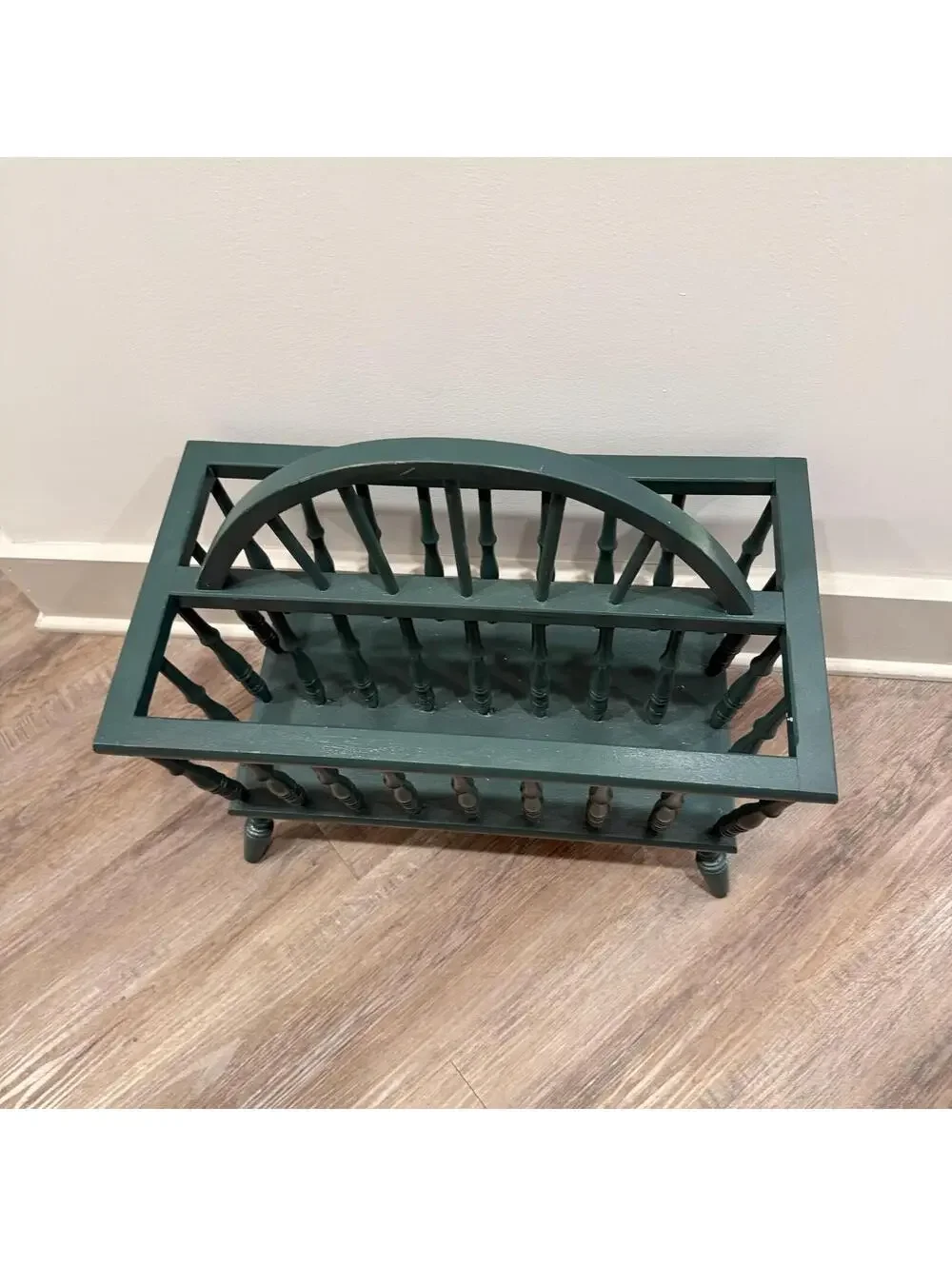 Vintage Dark Green American Spindle Magazine Rack